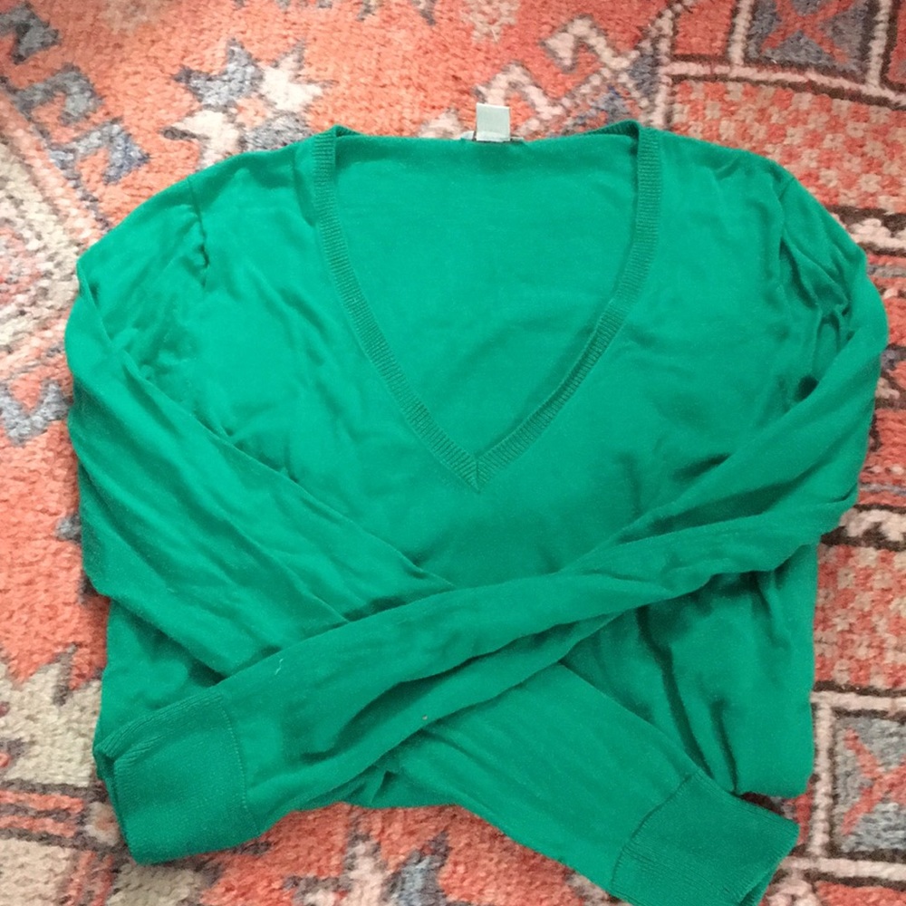 Kelly green light cotton v neck sweater